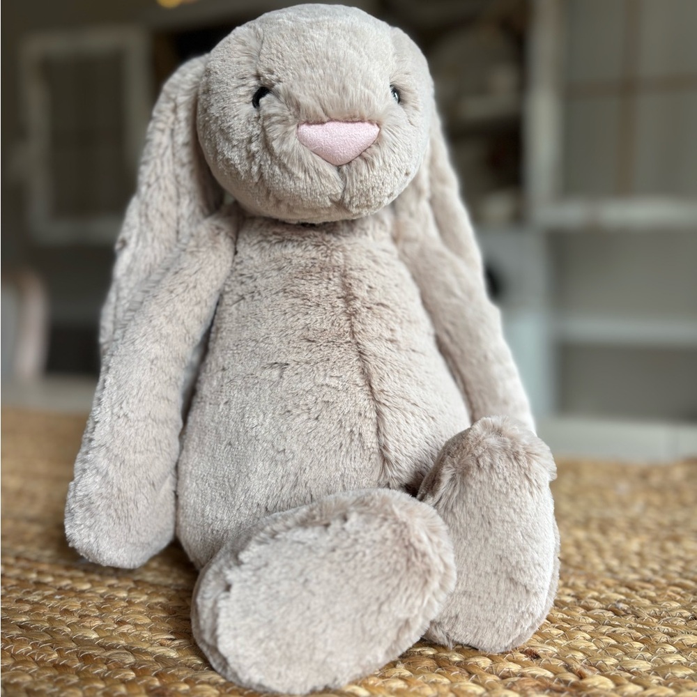 Jellycat Beige Bunny Plush NWT with Pink Nose LARGE sold out